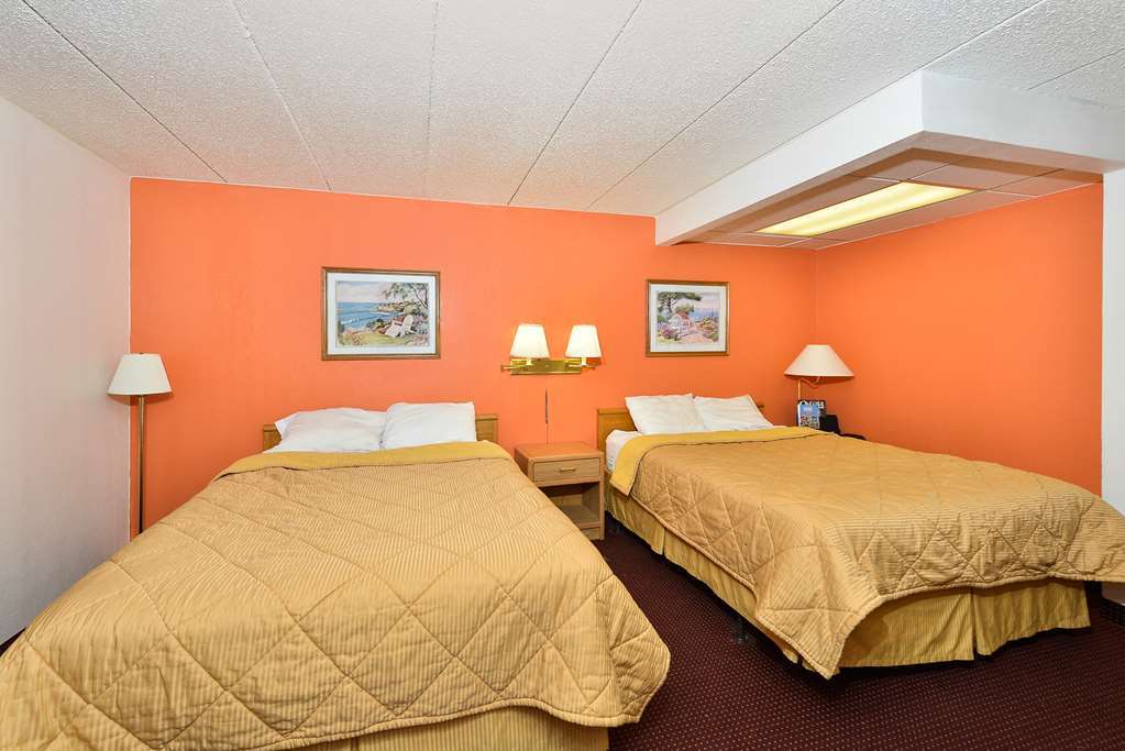 Americas Best Value Inn - Omaha Room photo